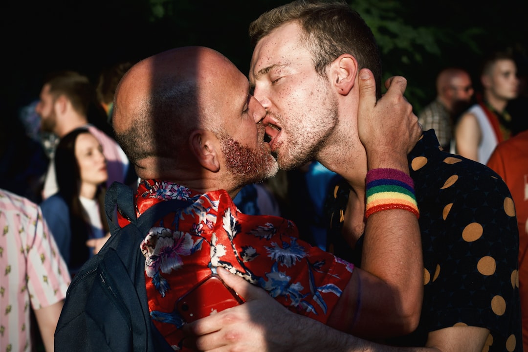 Chat gay de chueca para hablar con gente de Madrid