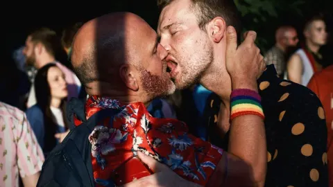Chat gay de chueca para hablar con gente de Madrid